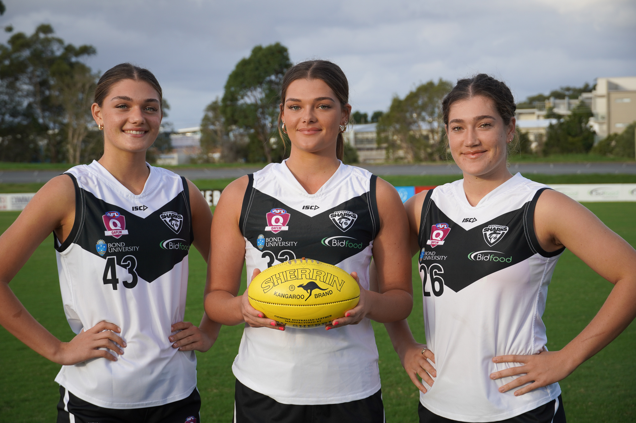 Shark Showdown I – A Special Day for the Davies Family